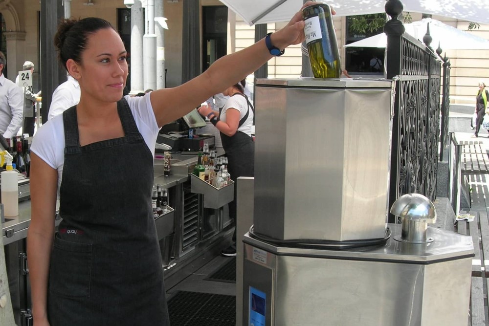 bottle recycling machine